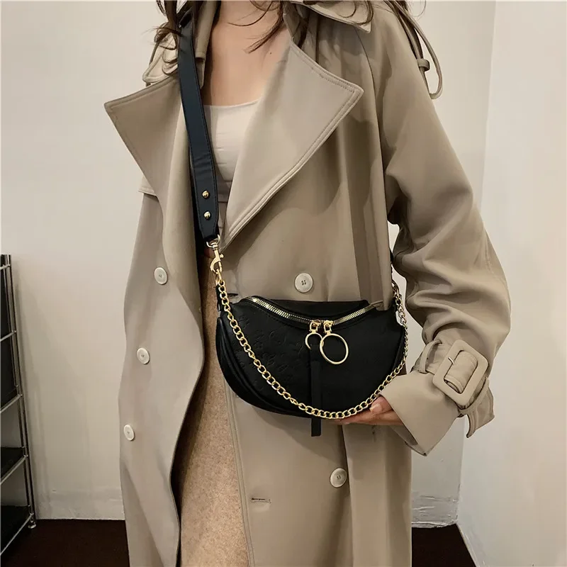 Fashion Chain Women Chest Bag Fanny Packs Trend Large Capacity Shoulder Crossbody Bag Leisure Travel Ladies Purses and Handbags