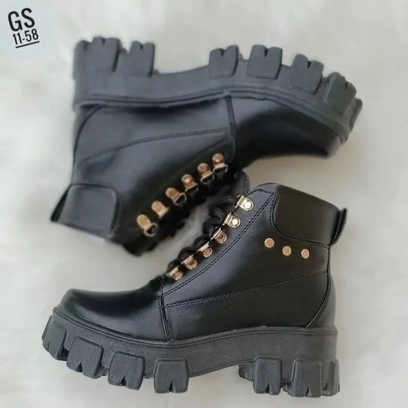 

2022 New Pu Leather Rivets Creepers Boots Women Belt Buckle Platform Ankle Booties Height Increasing Autumn Winter Botas Mujer