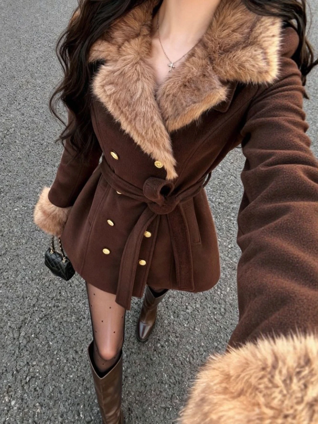 

Retro Ele Waist-Cinching Coat Faionable Knotted Woolen Outerwear Spring 2026 Collection Long Sve Busin Casual