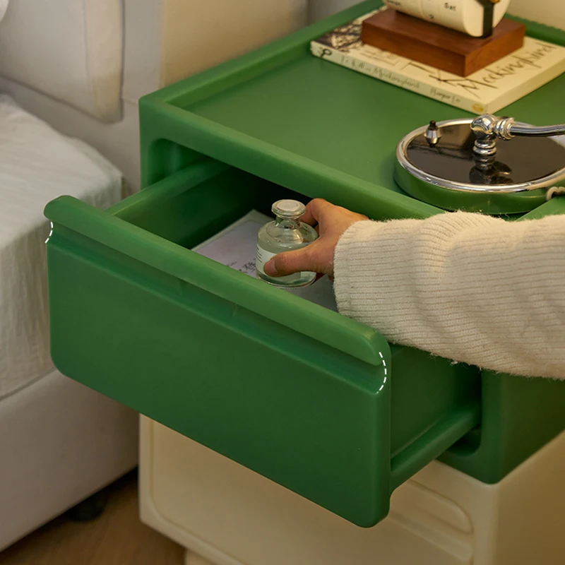 Nordic Nightstand Luxury Creative Storage Bedside Table Sectional Bedroom Furniture Nightstand Portable Portable Bedside Table