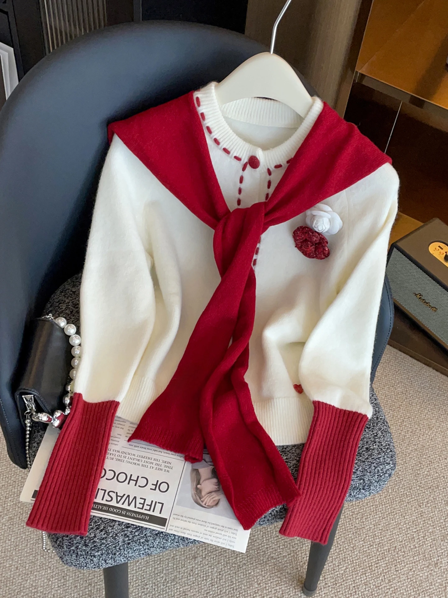 

Весенний женский вязаный кардиган-накидка 2026 с 3D цветочным декором, мягкий, средней толщины, для повседневной носки, стандартный крой