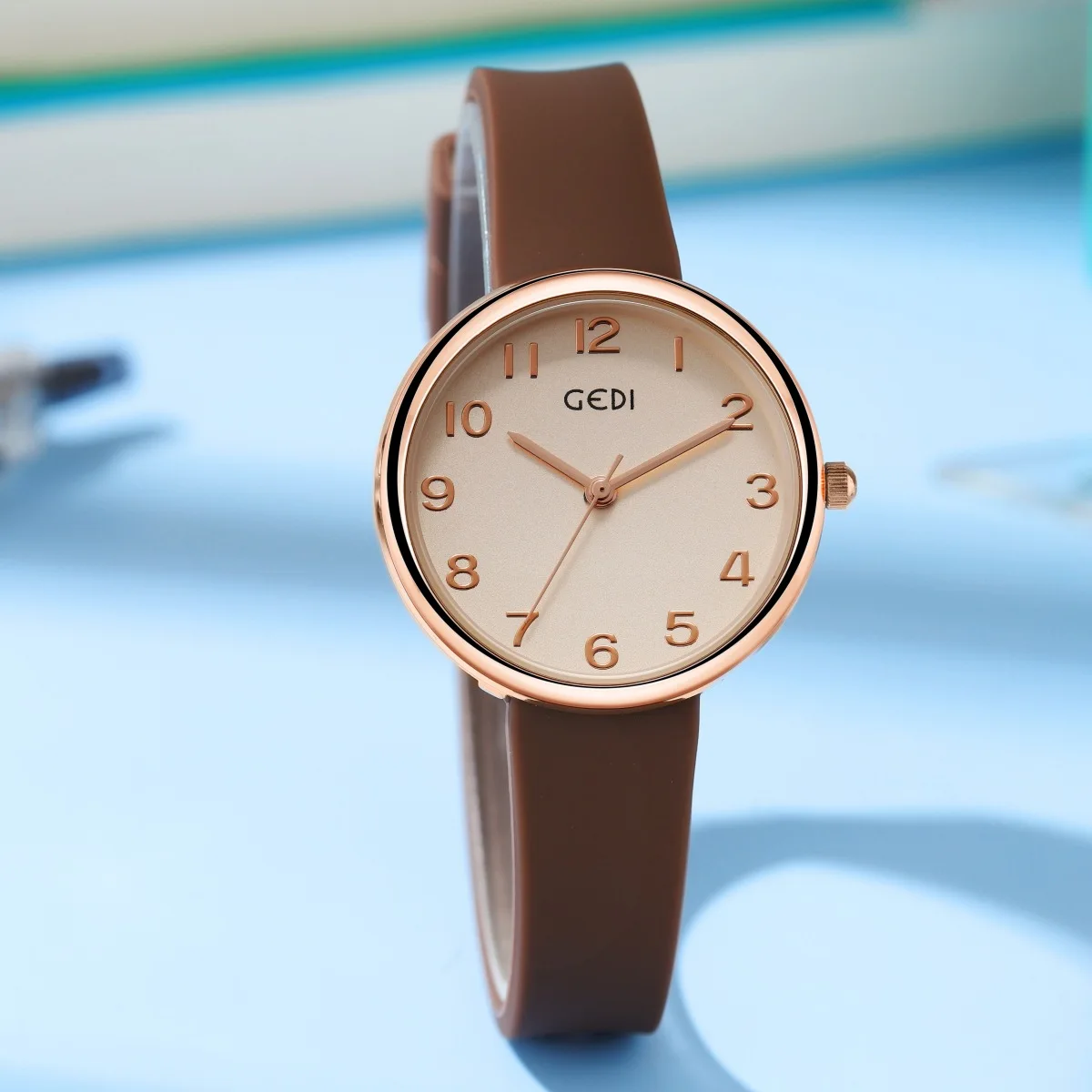 

Простые студенческие часы в академическом стиле, водонепроницаемые женские часы для экзамена по гражданскому обслуживанию, приятные для кожи силиконовые кварцевые часы