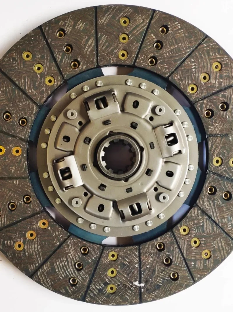 Applicable to Foton Automobile OMAC Clutch Plate 2.8 Cummings 3.8