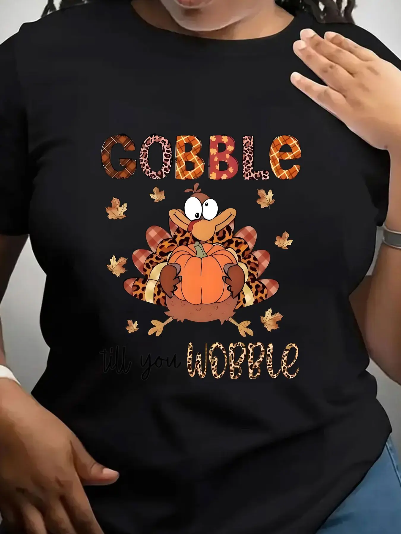 Women's Trendy Crew Neck T-Shirt Gobble Till You Wobble Turkey Suitable for Casual Sportswear