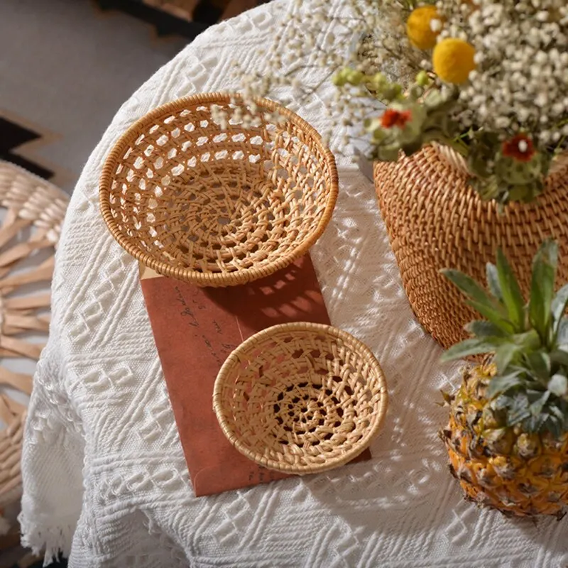 Rattan Woven Tray Convenience Store Handmade Round Basket Food Craft Rattan Tray for Food Fruit Storage Breadbasket Organizer