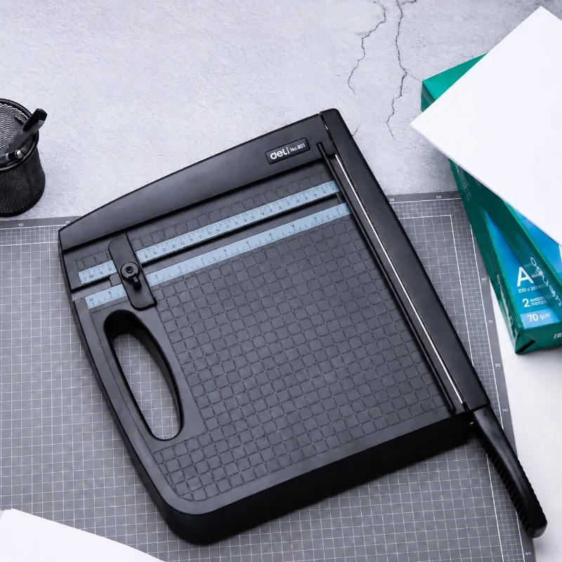 Handheld Portable A4 Paper Cutter Stainless Steel Trimmer Fine Scale Guillotine Manual Cutting Tool for Photo Card Scrapbooking