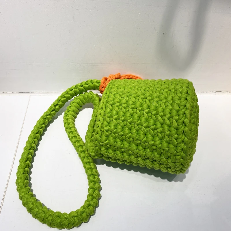 Mini Strand Eimer Taschen Für Frauen Luxus Designer 2023 Neue In Baumwolle Tuch Manuelle Zu Weben Innere Tasche Kordelzug Verschluss schulter