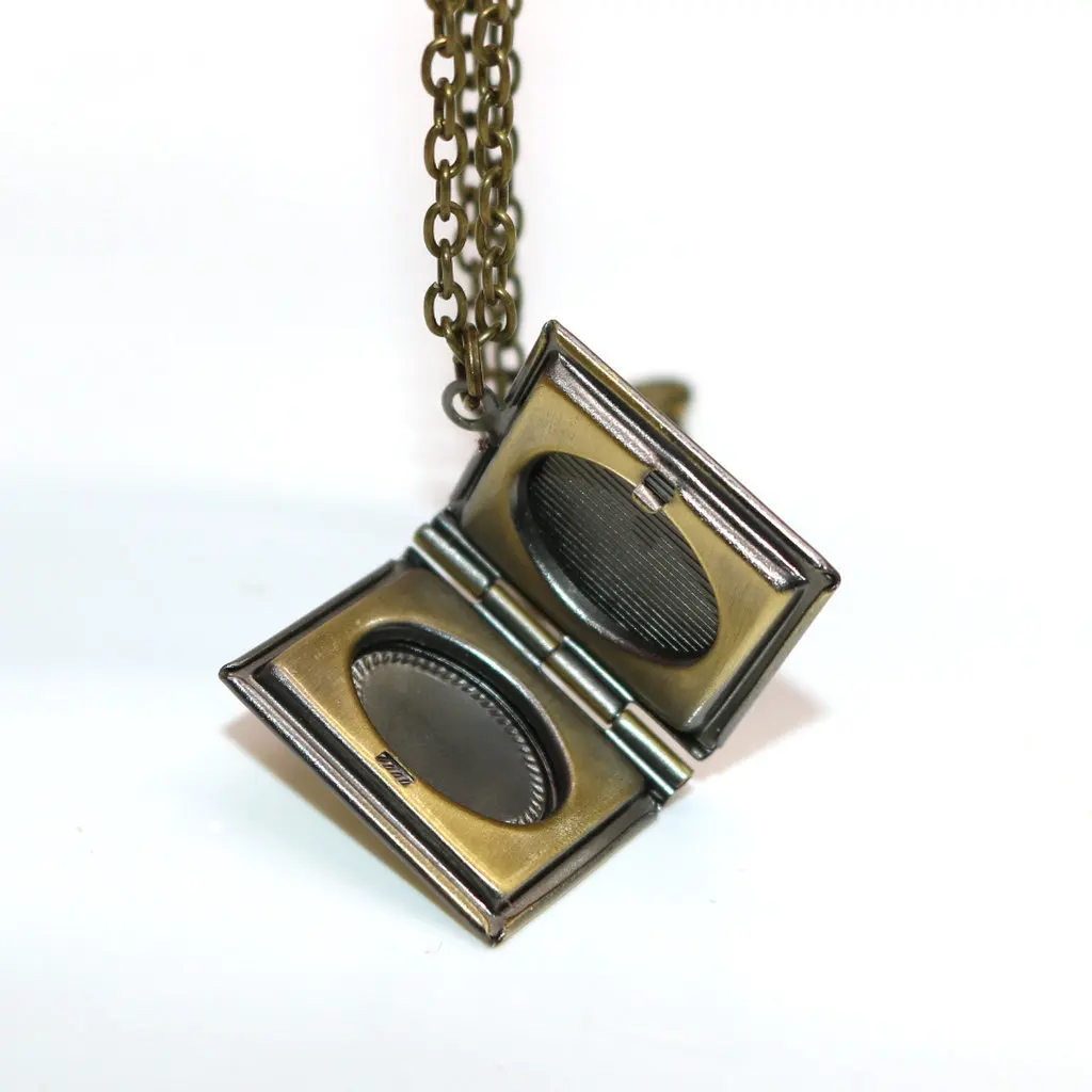 Vintage Copper alloy Oval /Square Pendant Necklace Photos Locket Necklace Commemorate love Charms Jewelry Accessories