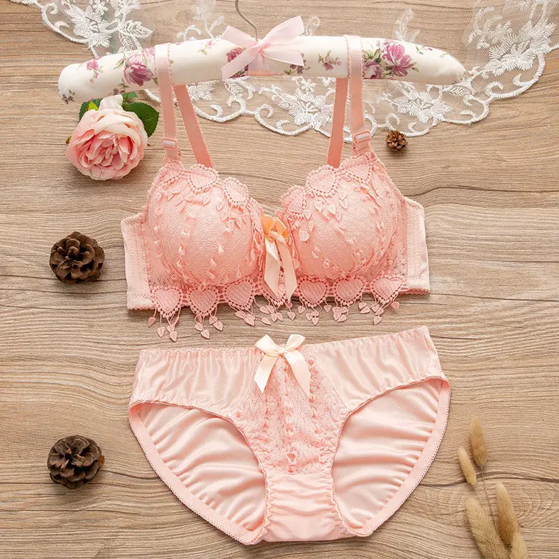 New Top Japanese Bra Set Women Lace Underwear Set Embroidery Bra Set A B Cup Brassiere Wireless Bra Push Up Sexy Lingerie set