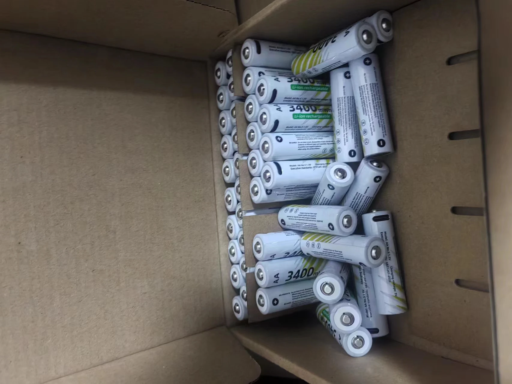 

New Li-ion AAA and AA Rechargeable Batteries USB Lithium-ion 3400mWh 1.5V AA Rechargeable Batteries+800mWh 1.5V AAA Battery