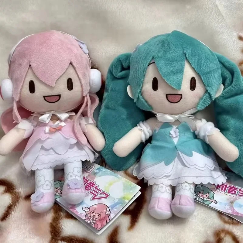 New Hot Original Goods In Stock Sega Hatsune Miku Megurine Luka 16cm Cartoon Anime Figure Toys Super Cute Birthday For Girls