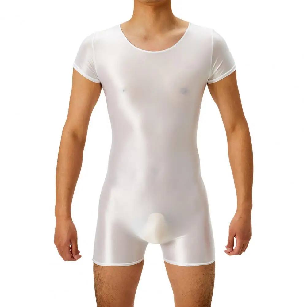 שרוול קצר שרומל גברים דק מתאים דק מבריק עם שרוולים קצרים עבור מועדון כושר מועדון לילה בצבע אחיד o הצוואר מתאים חזק