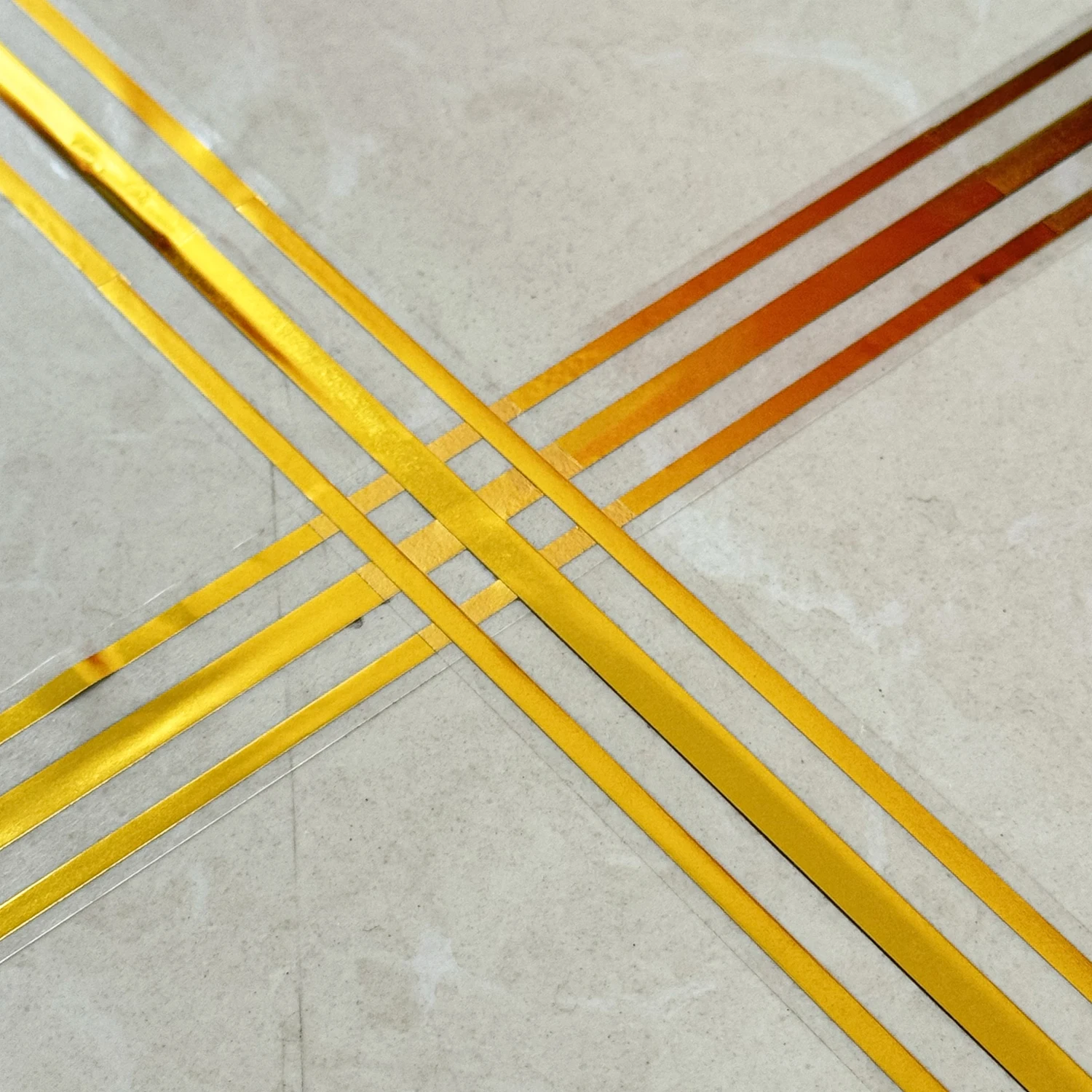 Golden Self-Adhesive Floor Seam Sealing Tape Waterproof Tile Gap Sticker Floor Caulk Protector Strips Living Room Decoration