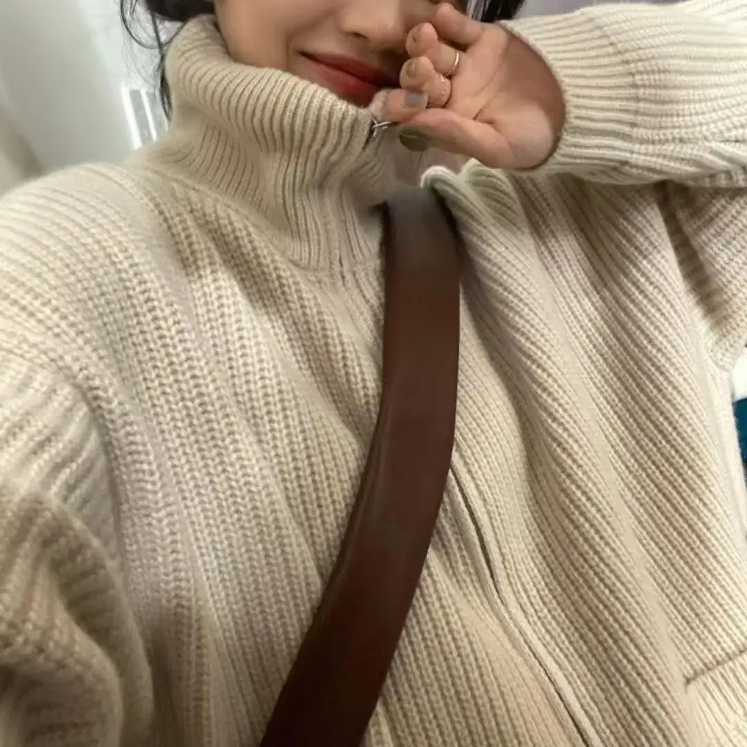 سترة نسائية محبوكة من Thiened Fce فضفاضة تناسب الجميع وياقة عالية ملونة لمظهر أصغر سنا R25 شتاء 2024 #2