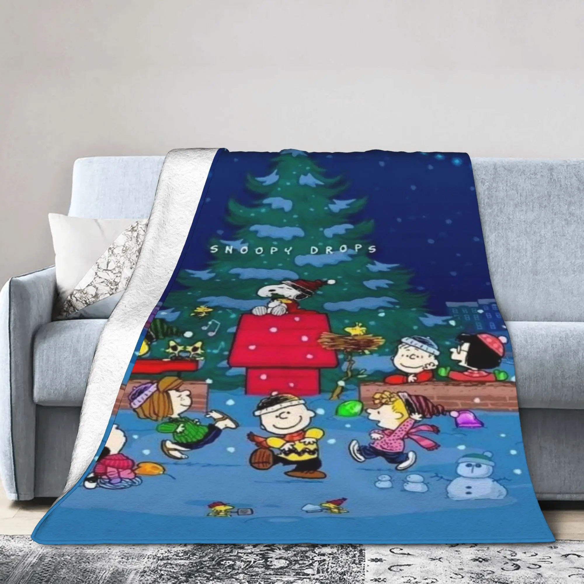 

Новое поступление, рождественское зимнее снежное одеяло snoopys, мягкое фланелевое удобное одеяло, можно стирать в машине