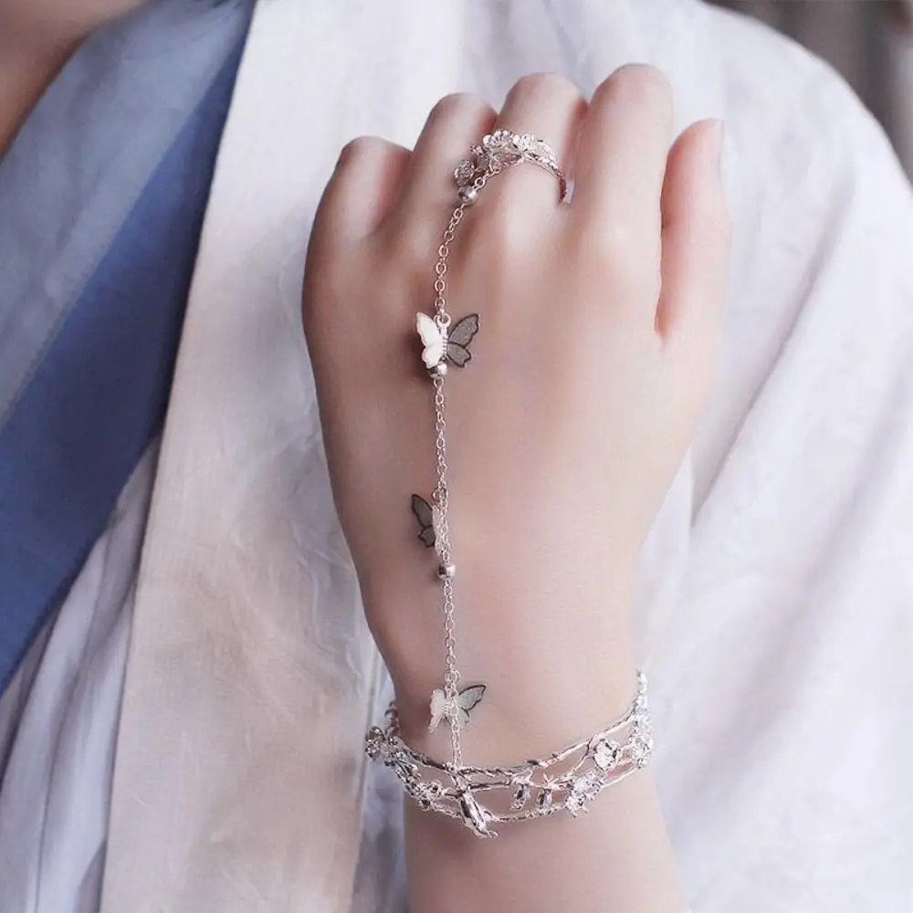 Rhinestone Zircon Butterfly Hand Chain Shiny Silver/Gold Hand Jewelry Hand Adornment Finger Ring Bracelet Women's Jewelry