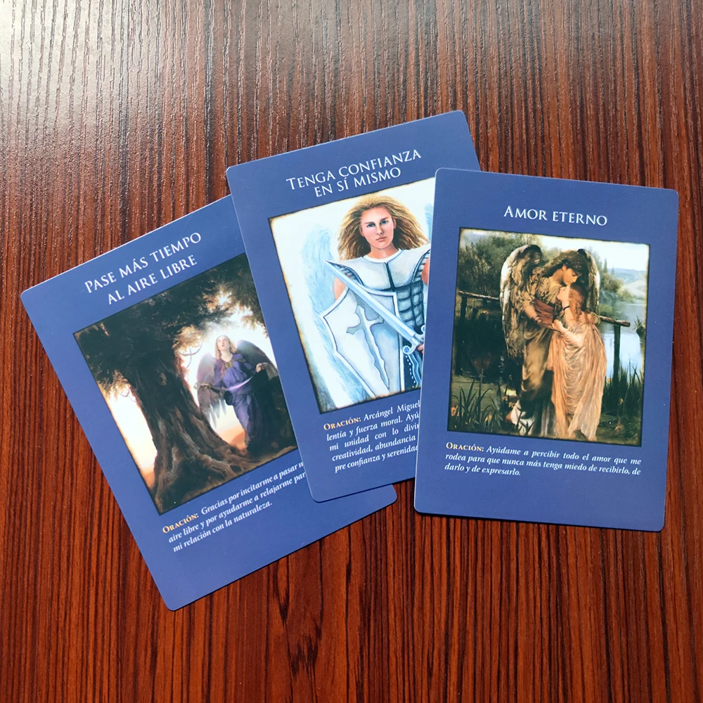 Edición en español Embalaje en caja dura Cartas adivinatorias del Arcangel Miguel by Doreen Virtue