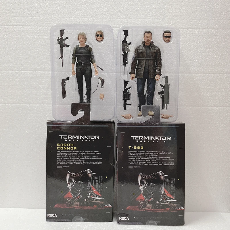 NECA Terminator T-800 Action Figure Dark Fate Sarah Connor T-1000