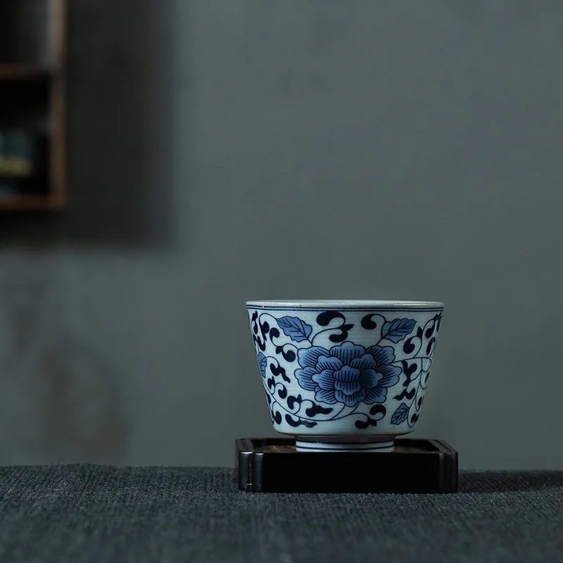 Jingdezhen Blue and White Porcelain Tea Cup Kung Fu Tea Set Tea Cup Fragrance-Smelling Cup Single Bowl Master Cup Bubble Tea Cup