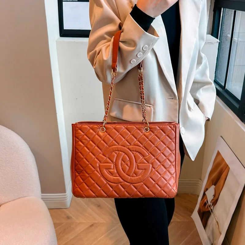 

Luxury Designer Satchel Handbag For Women Premium Leather Crossbody Bag With Brass Hardware & Lock