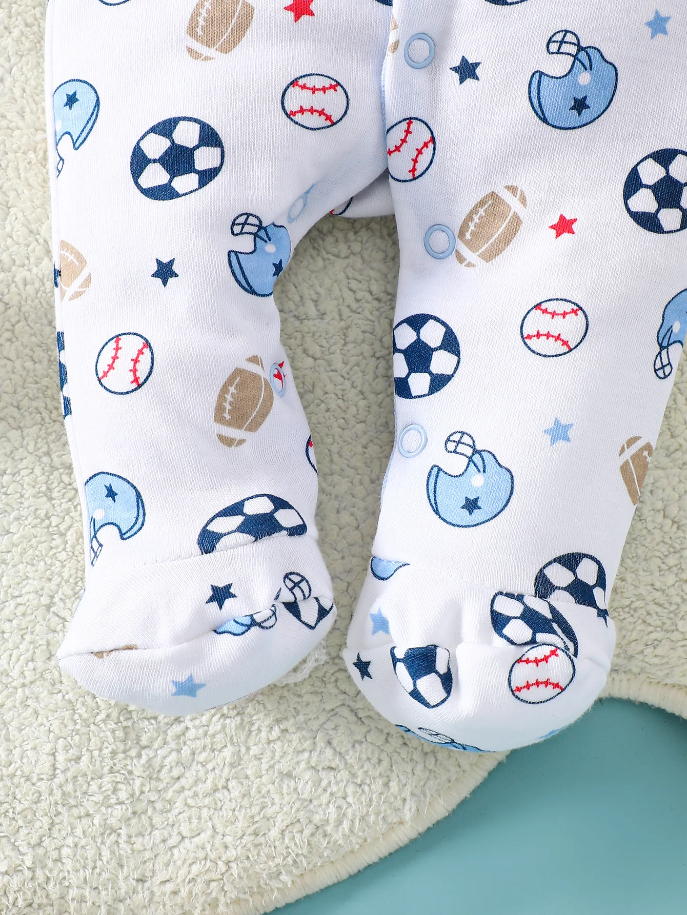 8-teiliges Baby-Strampler-Set | 100% Baumwolle | Weich & Atmungsaktiv | Blaues Cartoon-Rugby-Design | Für 0-9 Monate alte Säuglinge – Detail 10