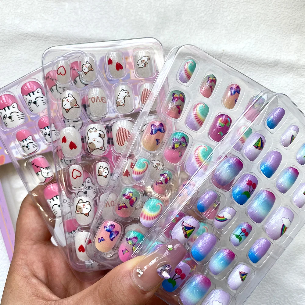 24Pcs/Box Children False Nails Kids Cartoon Girl Press on Nail Short Artificial Fake Nail Safe Full Cover Acrylic Nail Tips Kits