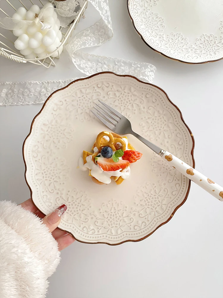 

Retro Sle Bellflower Ruffle Cerc Plate Dert Cake Breakfast Plate Deep 2.3cm French Sle Casual Irregular