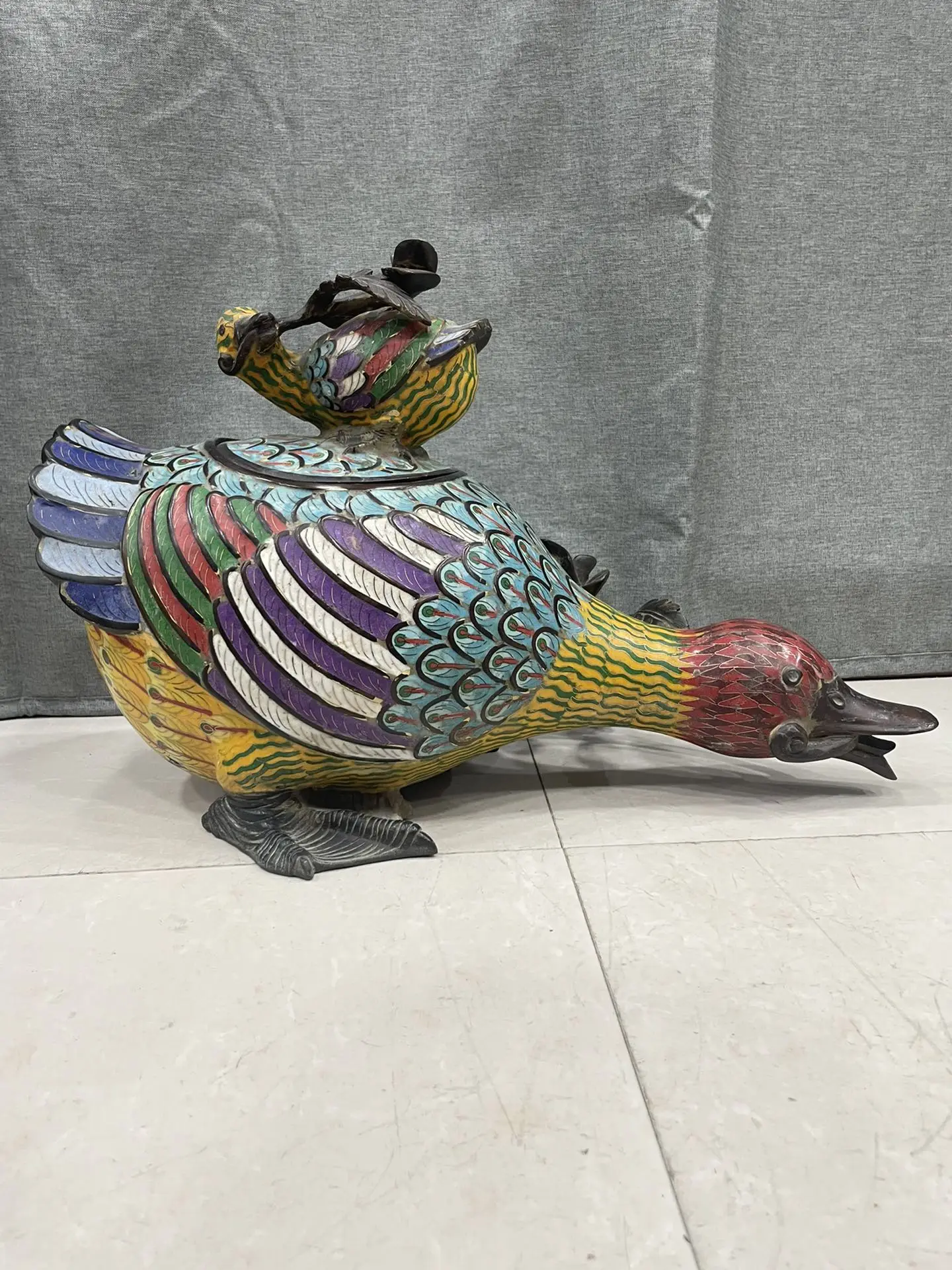 

22"Tibetan Temple Collection Old Bronze Cloisonne Enamel Flower Pattern Mother and Son Ducks Statue Water Duck Statue Ornaments