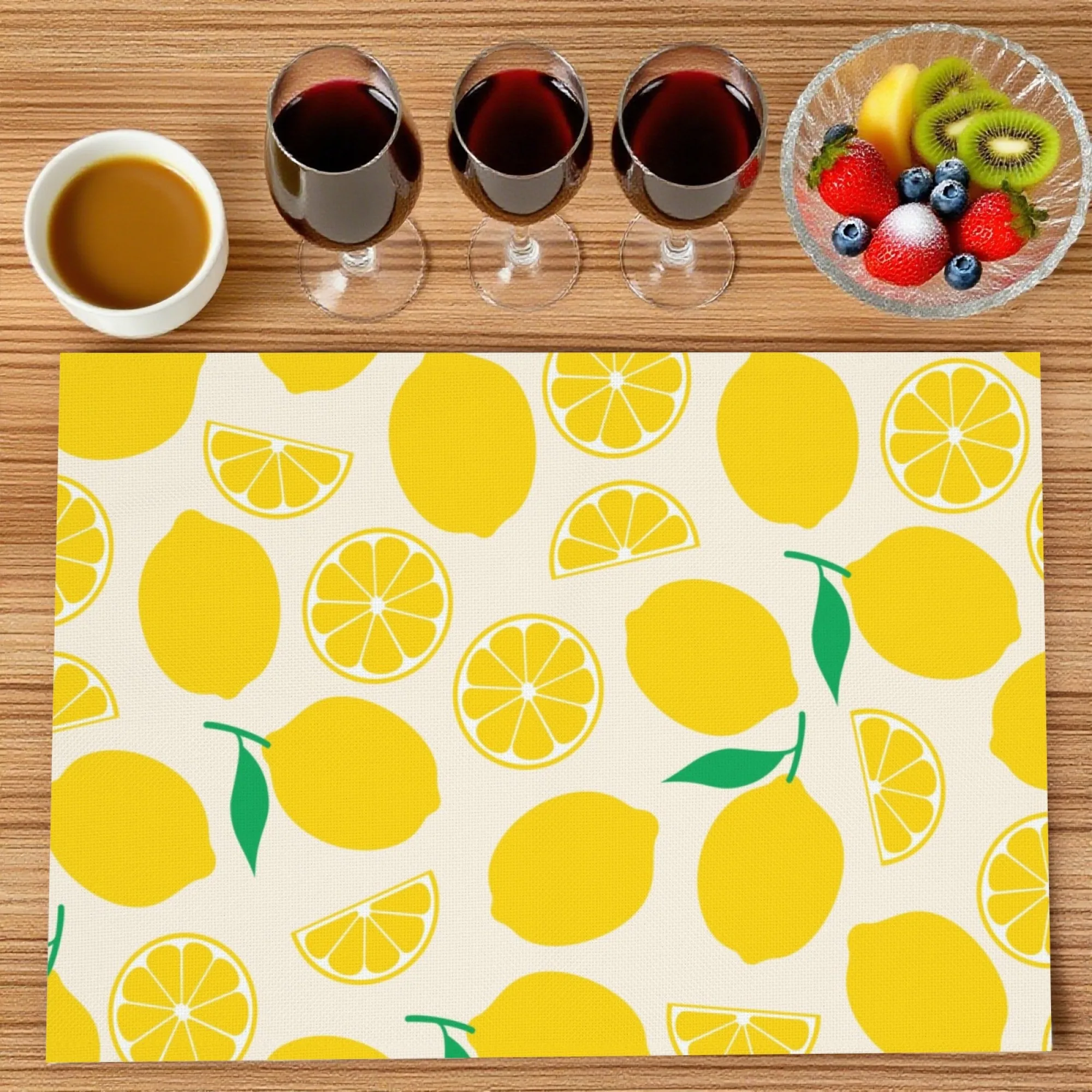 4 Pcs Set Alas Meja Kartun Klasik Motif Lemon Berwarna Beige dengan Elemen Daun Hijau Lemon Utuh & Irisan Dekorasi Meja Segar Musim Panas