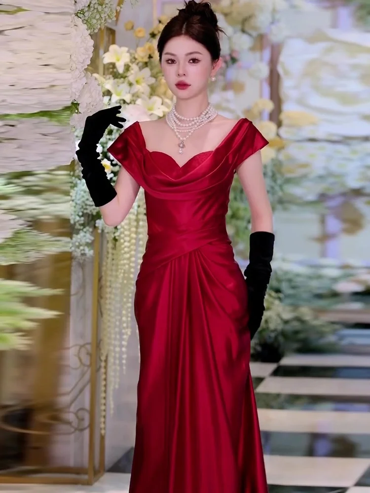 

Красное вечернее платье с пайетками, приталенное, на одно плечо, в корейском стиле, для дня рождения, банкета, церемонии, длиной в пол