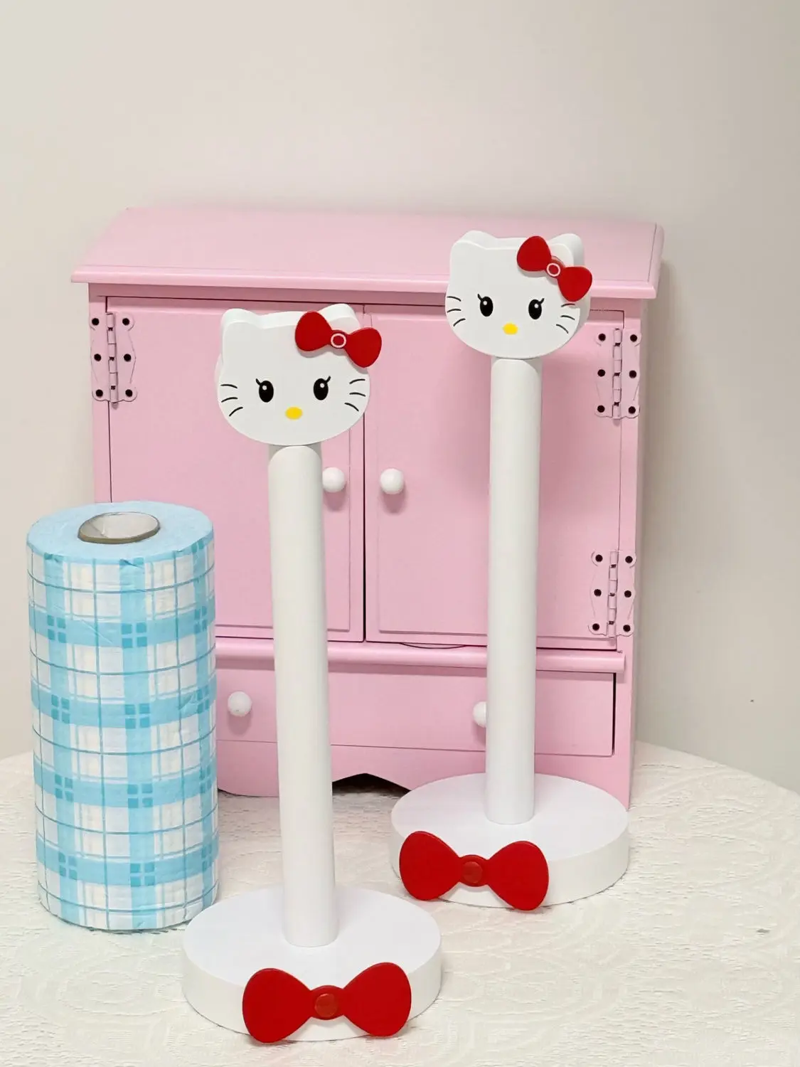 Kawaii Sanrio Hello Kitty porte-mouchoirs en bois dessin animé mignon sans poinçonnage support de rangement de cuisine porte-mouchoir domestique Vertical