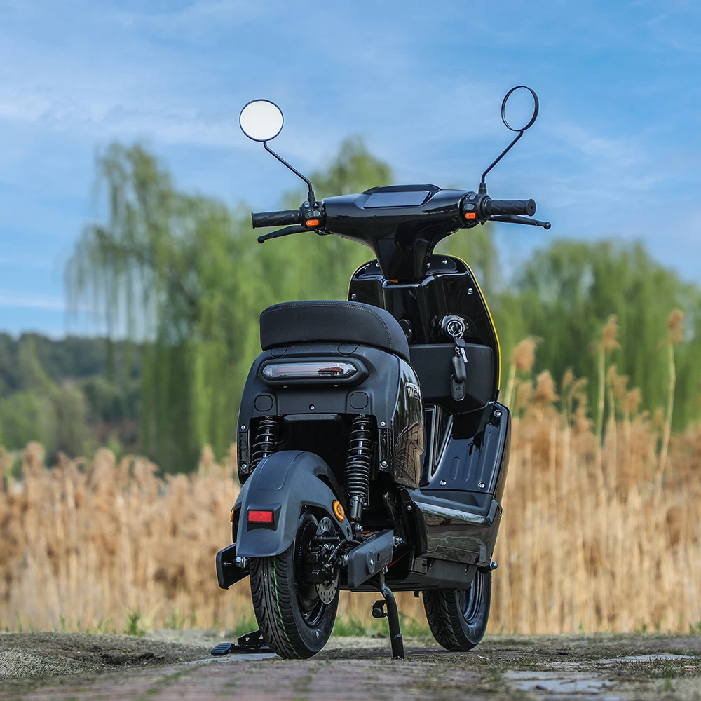RRE Factory produces new high-speed EEC inexpensive 72V adult electric scooter suitable for women and men
