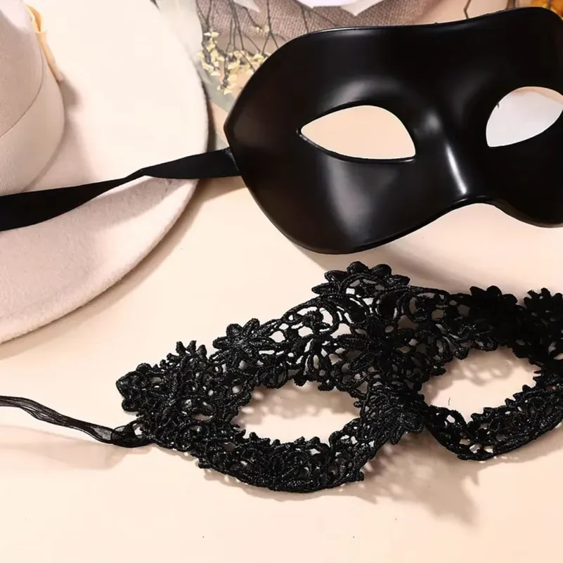 2個入り エレガントな黒レースの仮面舞踏会マスクセット カッ - Black Face Mask Pack のレビューと価格