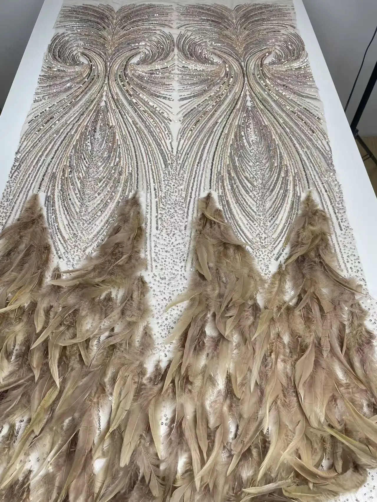 

Роскошная 3D кружевная ткань с перьями 2026, Франция, Нигерия, расшитая бисером кружевная ткань с блестками для свадебного платья, свадебный женский материал