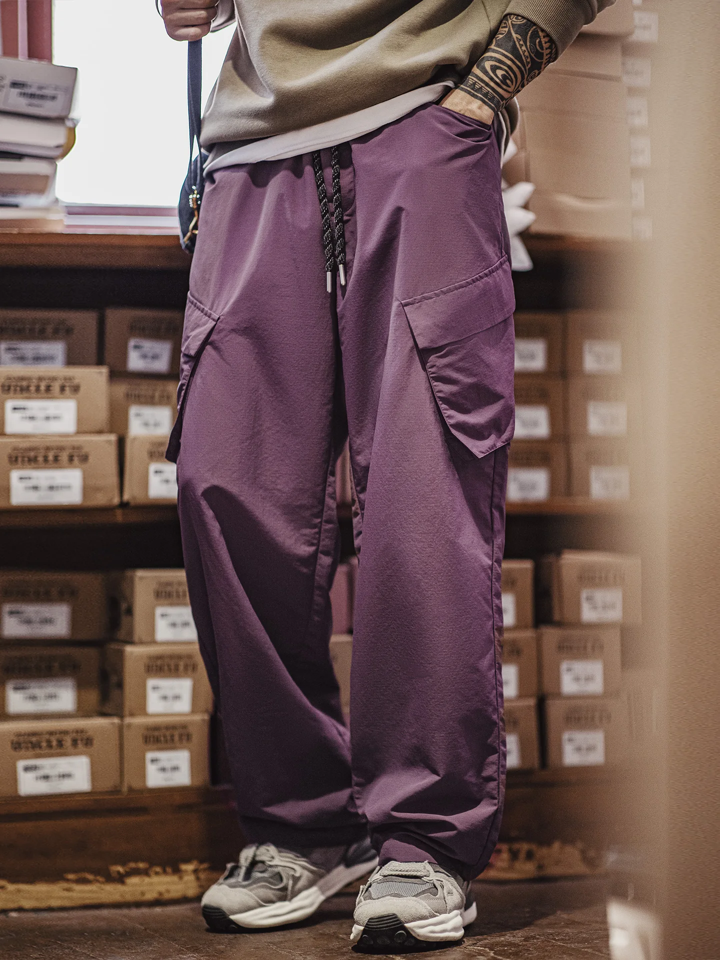 

Легкие мужские повседневные брюки Maden Qui Dry, дышащие, с большими элементами, рабочая одежда, прямая нейлоновая ткань, осень...