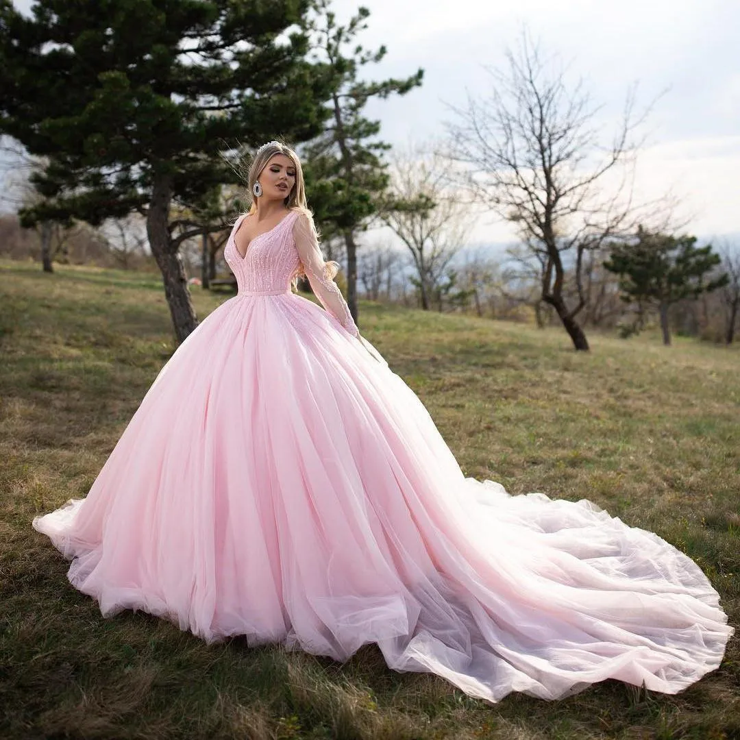 

Luxury Pink Prom Dress Quinceanera Dress Long Sleeve V Neck Beaded Sequin Long Train Sweet Princess 16 Party Dress Arabia Dubai