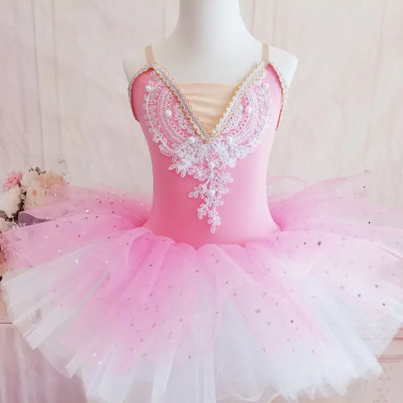 Professional ballet dancers, children\'s and girls\' ballet dresses, children\'s figure skating suits, performance suit sets