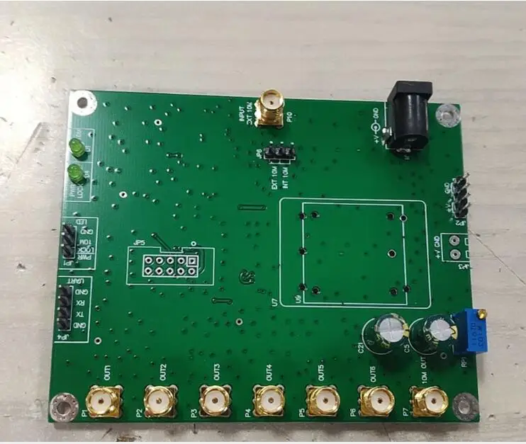 10m Input, 6-channel Output, Frequency Adjustable Conversion Board, PLL Board, 5-12v Power Supply, Computer Frequency Writing