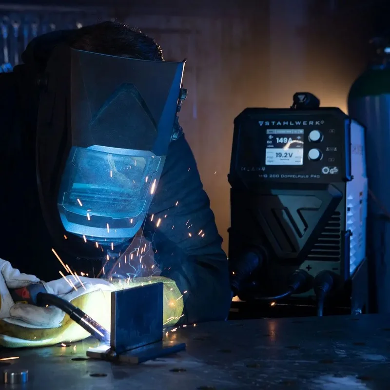 Stahlwerk MIG200 Heavy-Duty IGBT Welder 200A Double Pulse Aluminum MIG TIG MMA 220V New LCD Display Welding Machine view 5