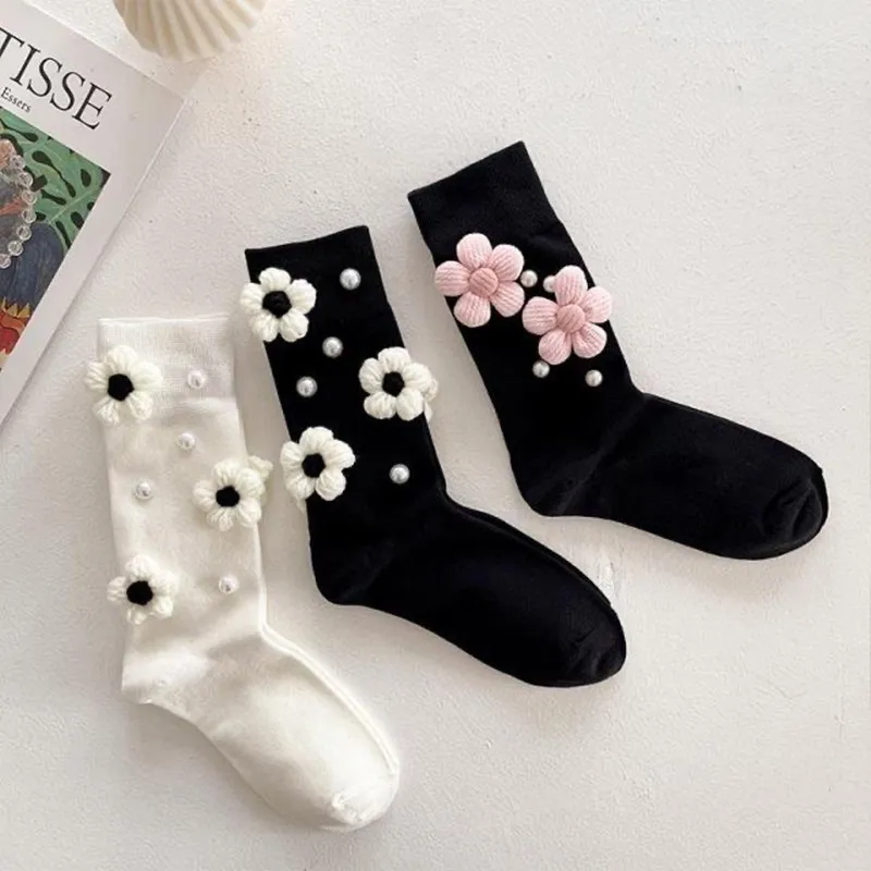 Women Socks White Black Manual Pearl Flower Cotton Socks Middle Tube Harajuku Female Cute Kawaii Lolita Socks For Girls Gift Sox