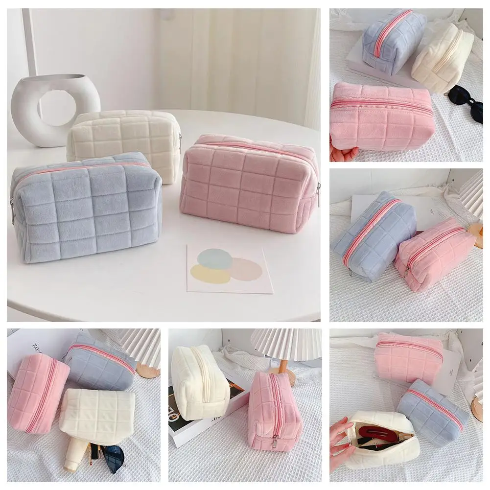 Cute Plush Makeup Bag for Women Portable Travel Small Cosmetic Bags Solid Color Zipper Toiletry Bag Washing Pouch Storage Bags