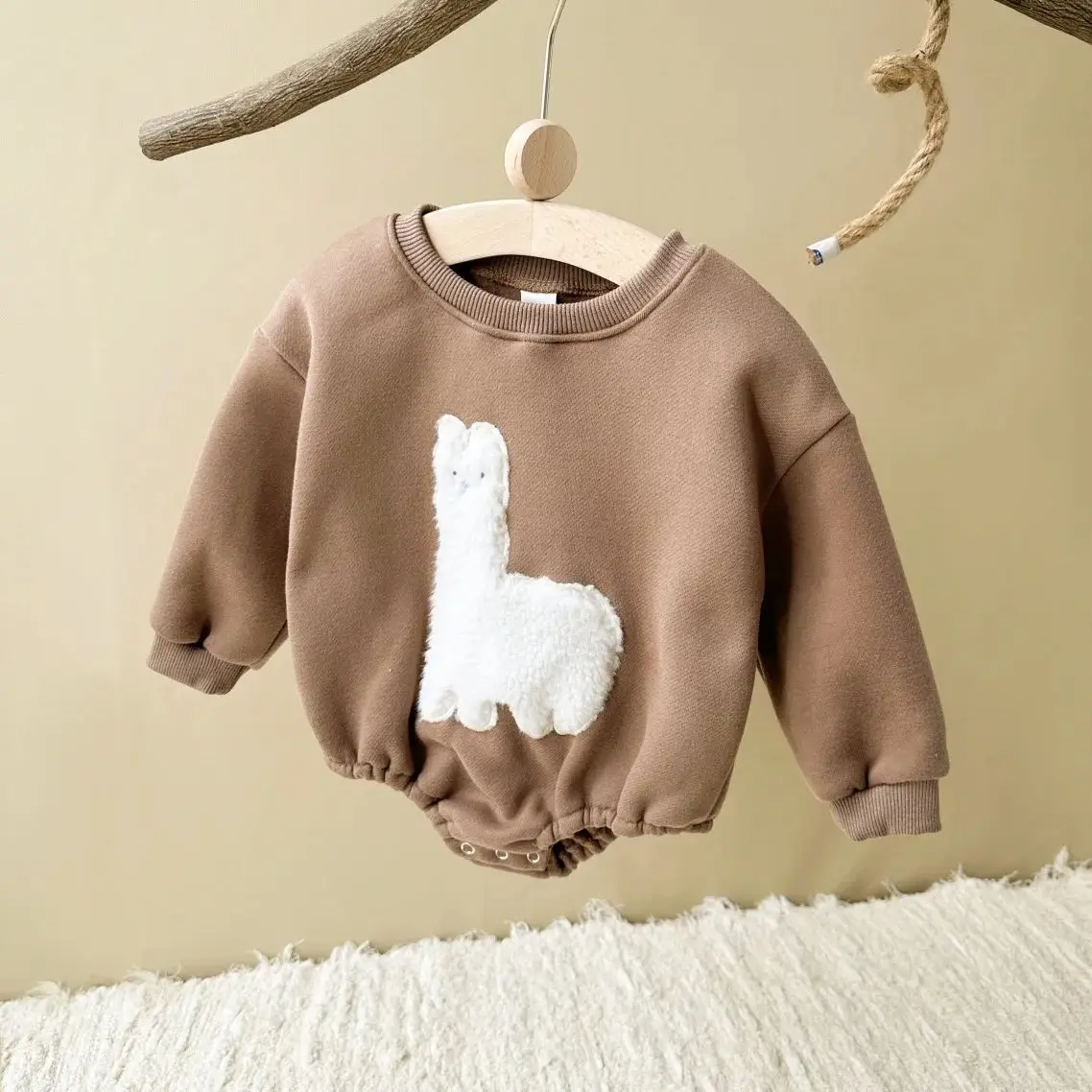 Winter Baby Boys Girls Infant Alpaca Embroidered Lamb Hair with Plush for Warm Long Sleeved Baby Round Neck Clothes