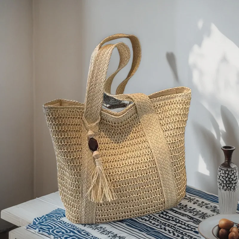 

Handmade Woven Straw Tote Bag for Women, Tassel Summer Beach Shoulder Bag, Large Capacity Casual Vacation Handbag