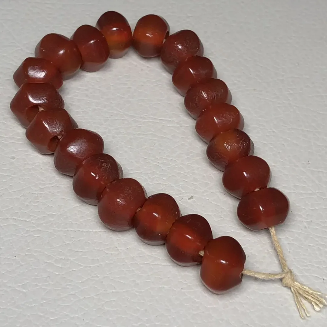 China Red Old Agate Ruyi Pattern Red Agate Bead Necklace Bracelet Accessories Beads