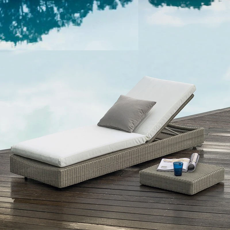 

Outdoor leisure swimming pool, outdoor beach chair, rattan bed, lunch lounge chair