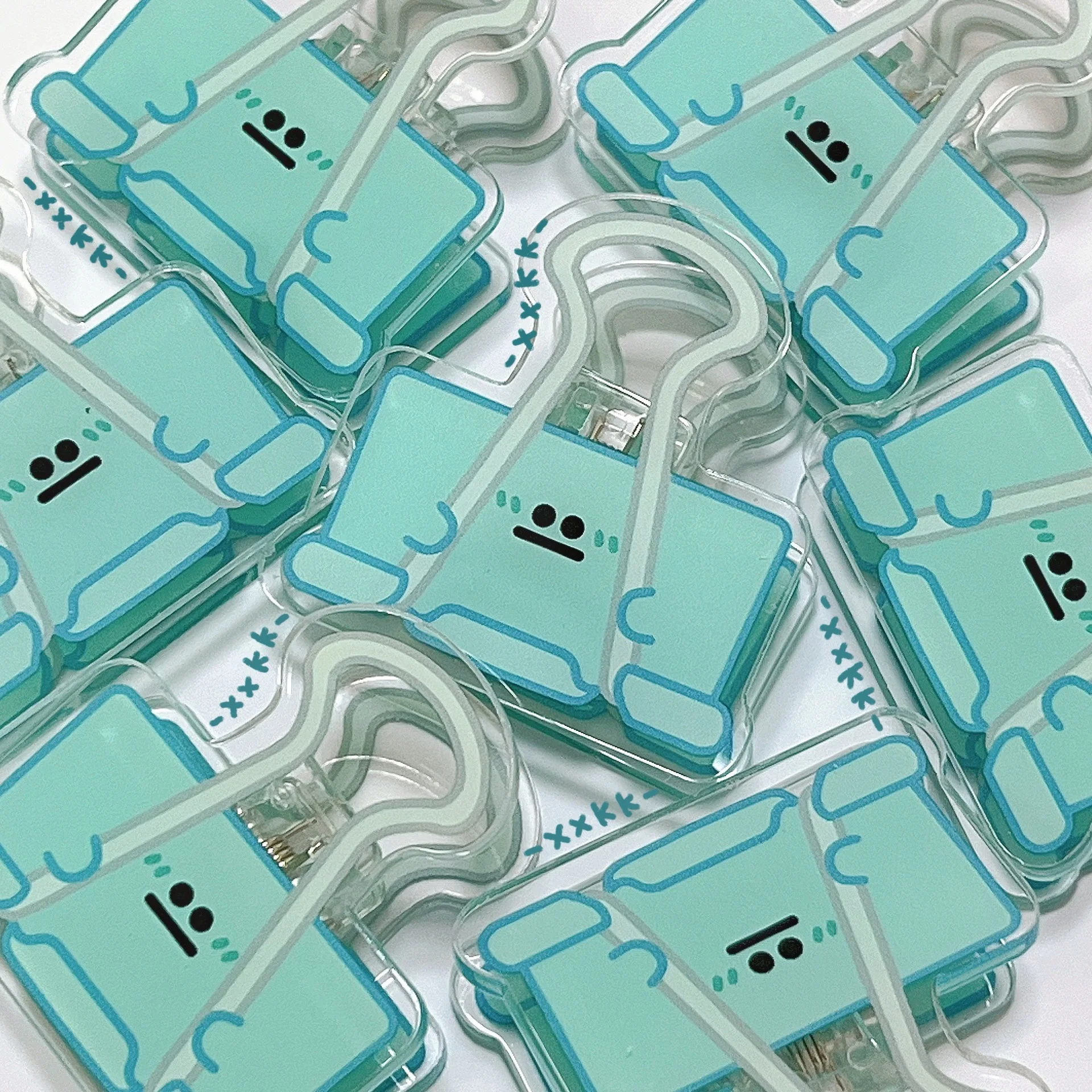 カラー漫画アクリルテールクリップ、オフィス文具、ドキュメントチケットクリップ、マニュアル台帳クリップ、持ち運びが簡単