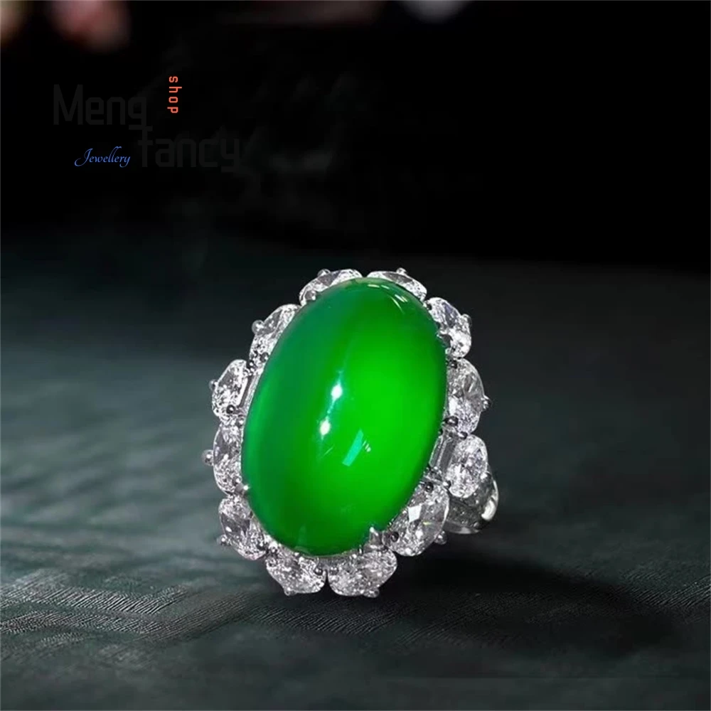 

An Oval Emerald Green Chalcedony Ring High-End Ice-Colored Bright Green Women's Luxurious Silver-Plated And Set Loose Ring