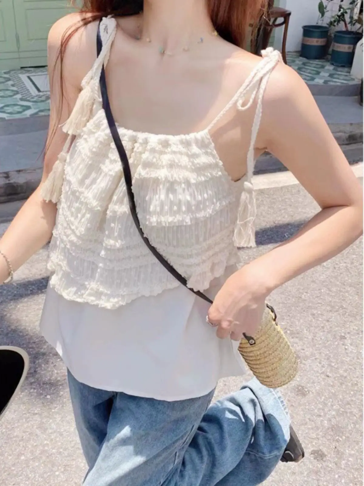 

Summer New French Romantic Gentle Flowing Su Style Bandwidth Loose Irregular Small Suspended Top