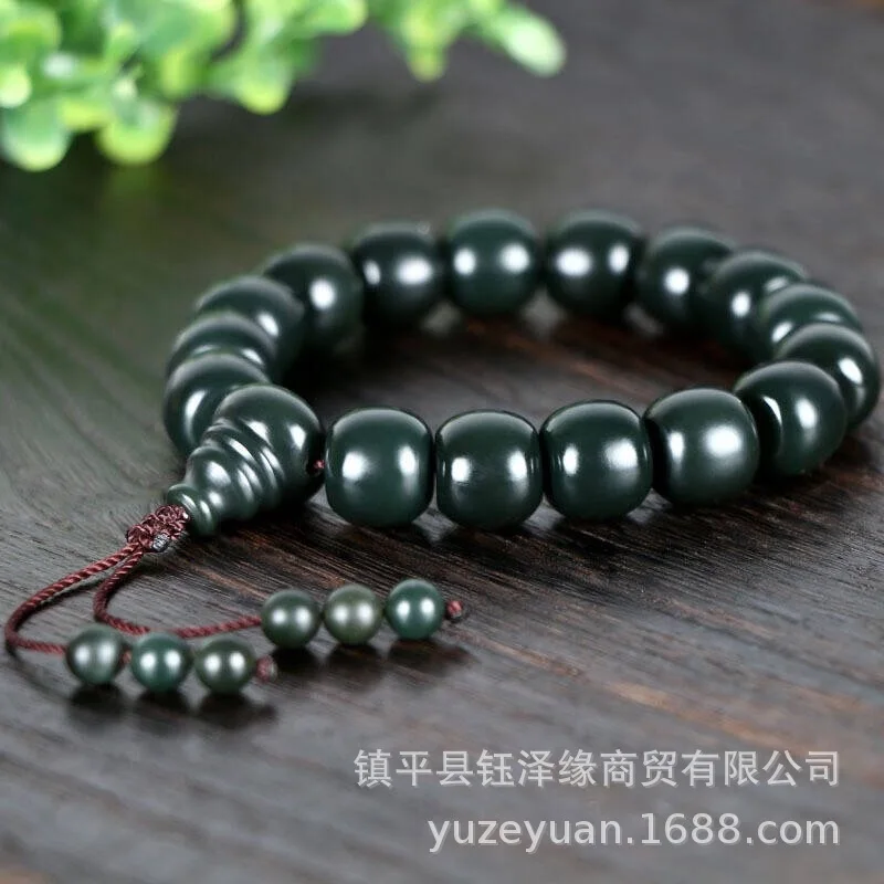 

Green Men And Women Large Size Hetian Jade Old Shape Bead Bracelet