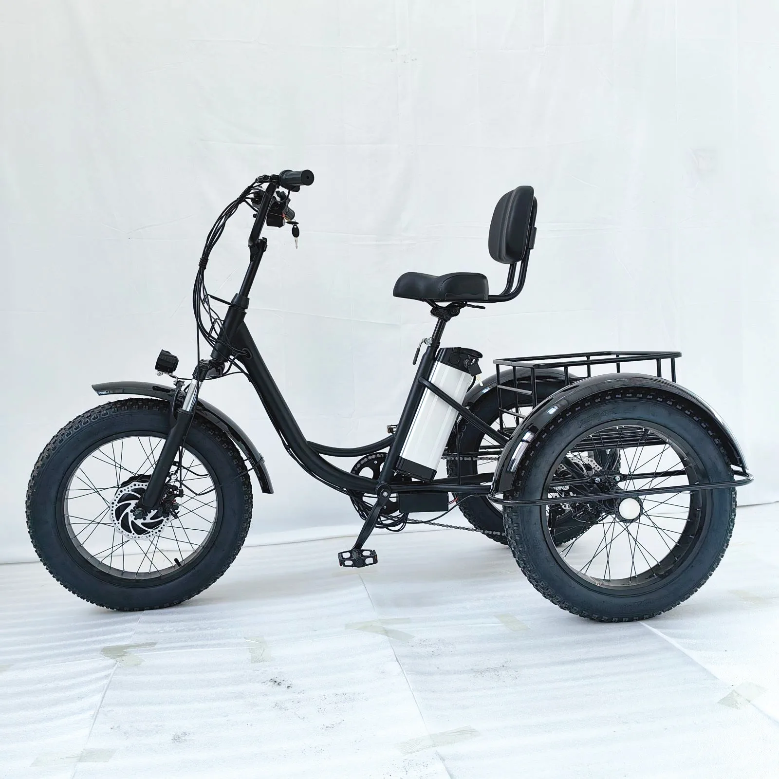 

China 48V Adult Lithium Battery Operated Electric Bike 20 Inch Fat Tire Snow Tricycle Three-wheeled Bicycle with Pedals